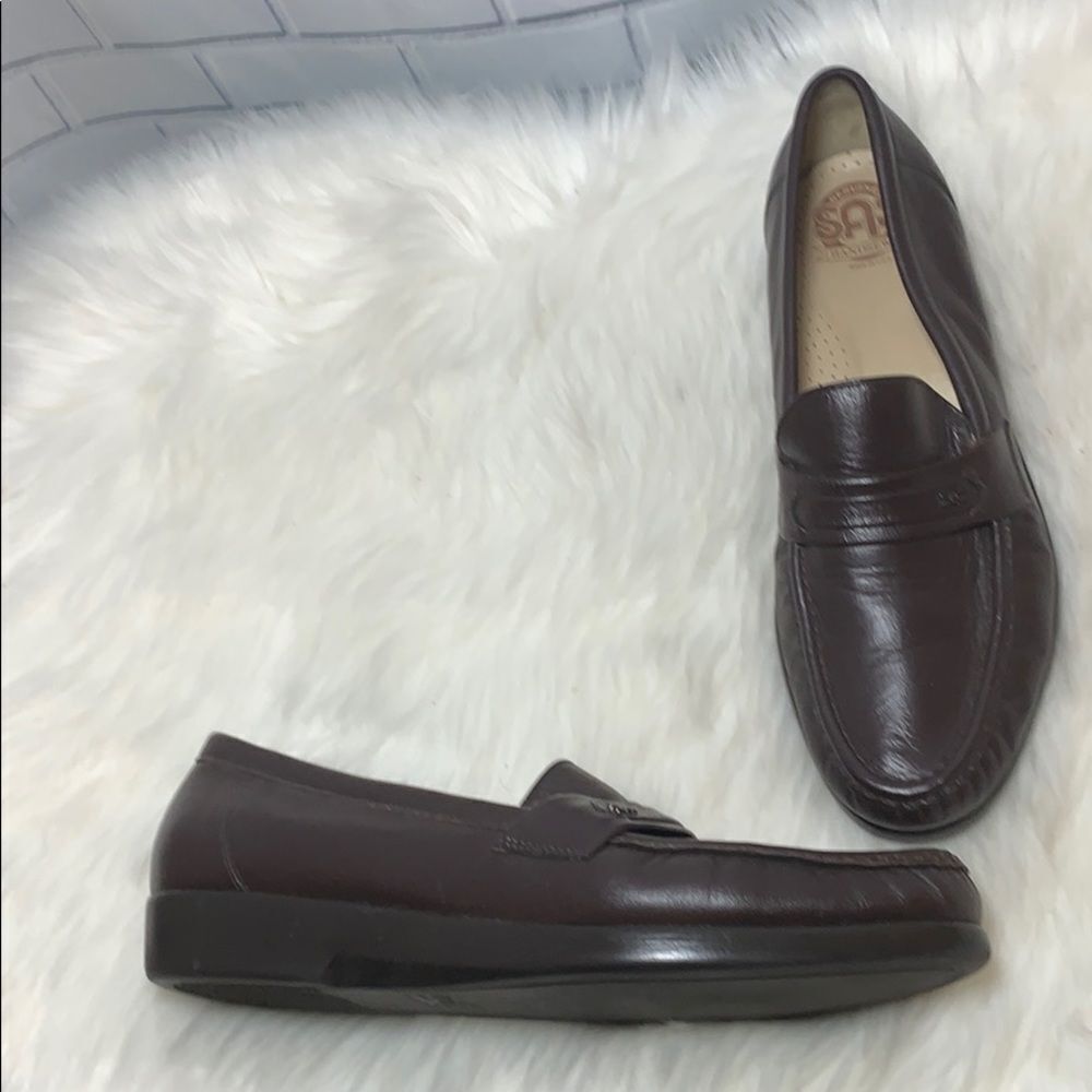 SAS Brown Leather Slip On Loafers Size 9.5N